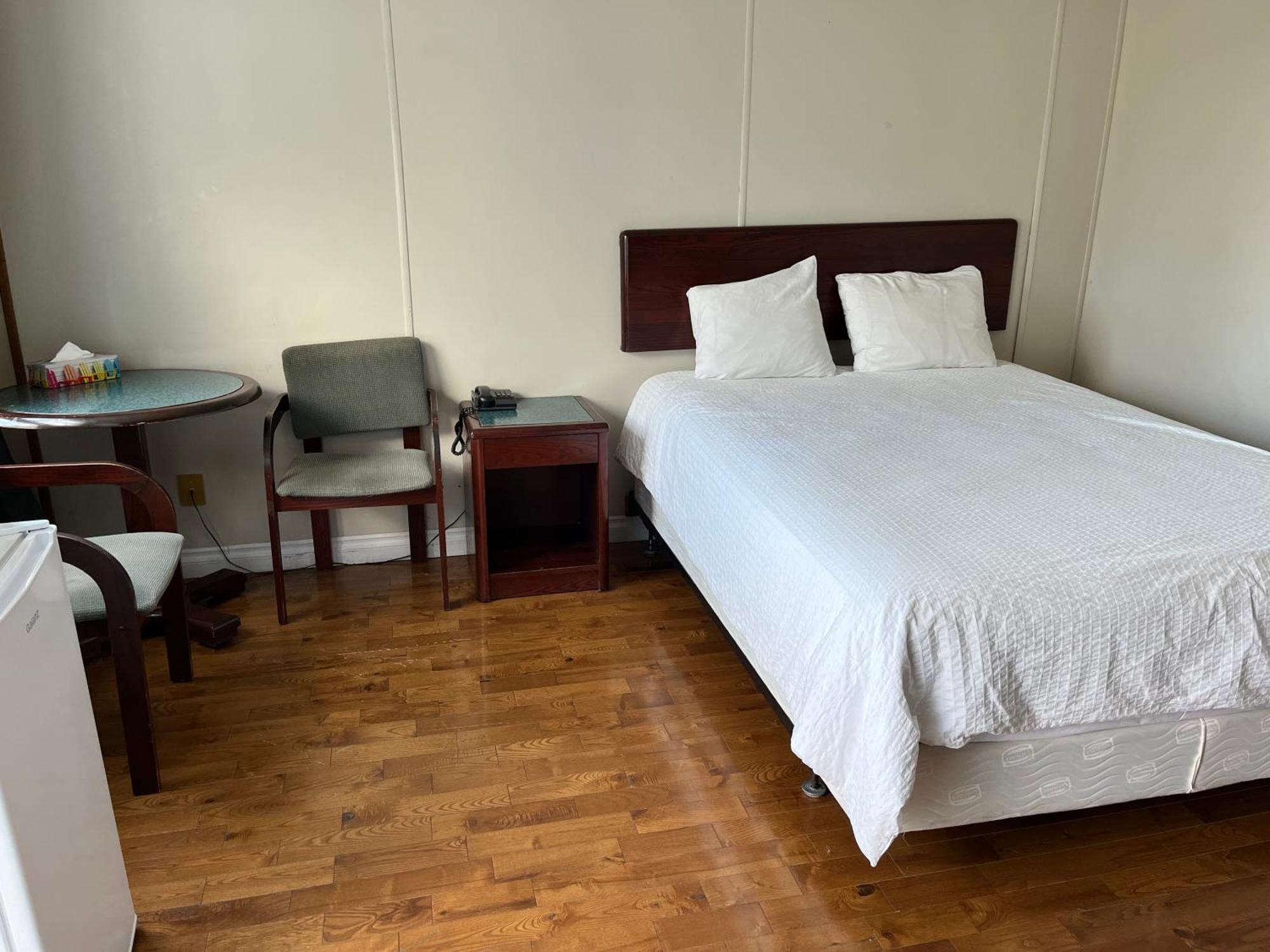Motel Clair Mont Sainte-Agathe-des-Monts Buitenkant foto